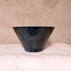 Mino ware Tall bowl: Ocean