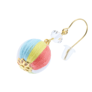 Kamifusen motif embroidery earrings