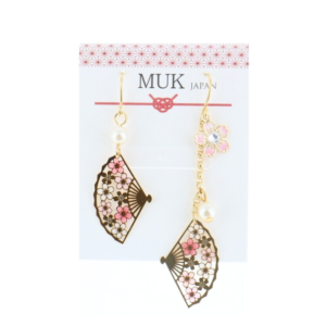 Øredobber/Earrings: Swing Ogi and sakura