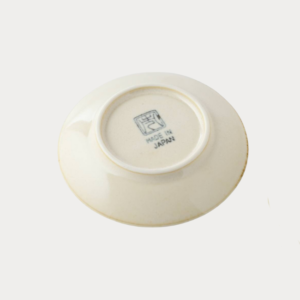 Liten tallerken/fat: Kijitora